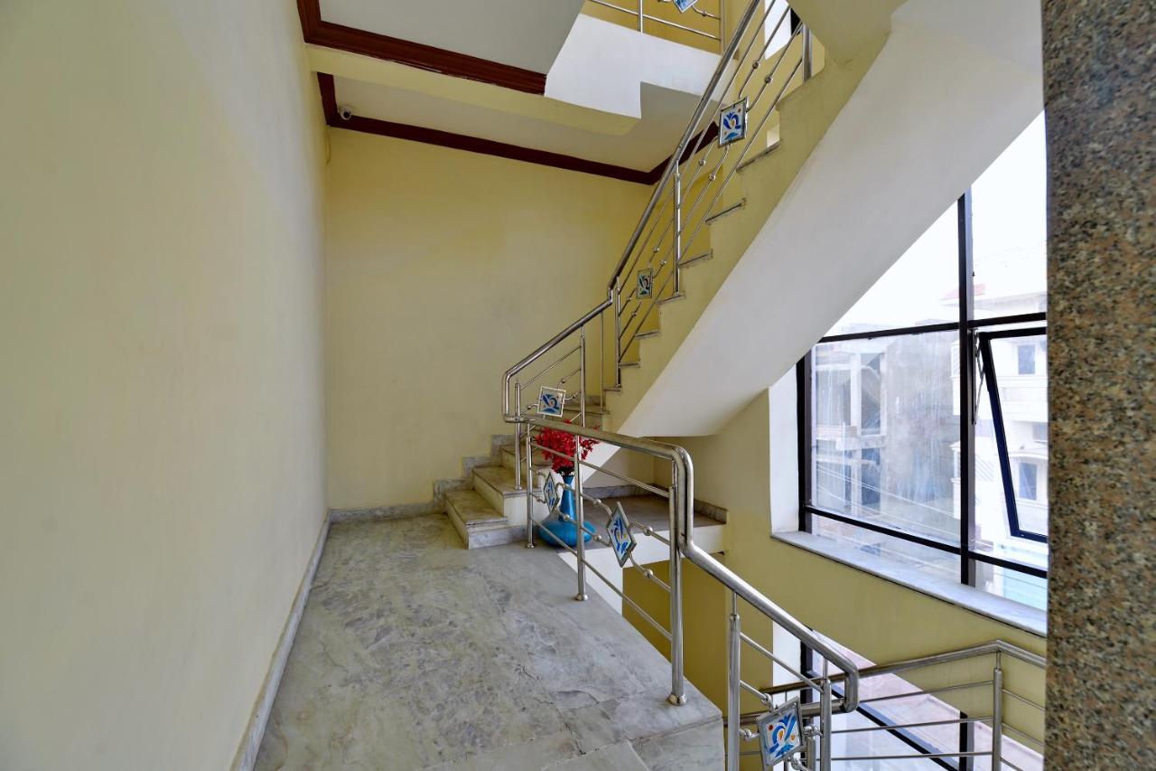 Oyo 6541 Hotel Relax Inn Udaipur Exterior photo