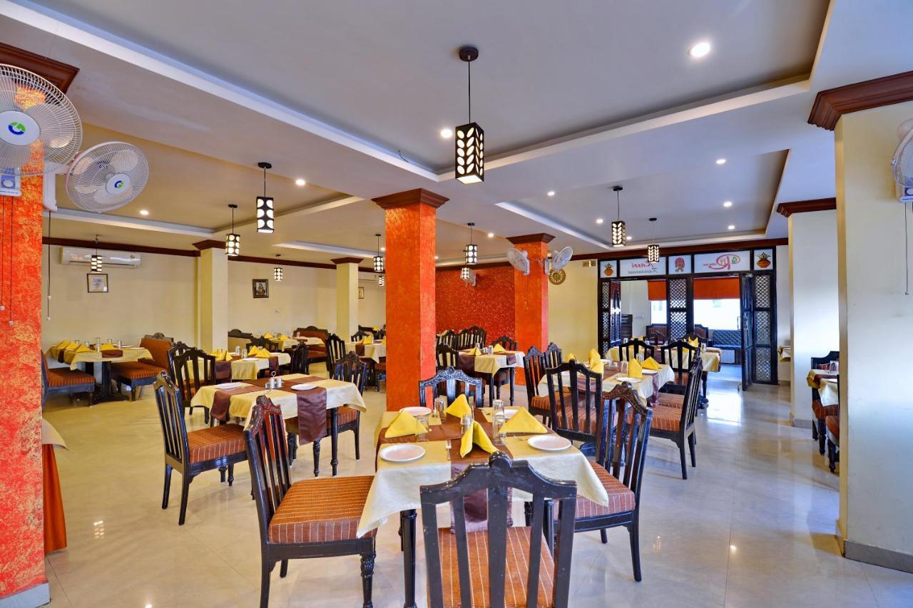 Oyo 6541 Hotel Relax Inn Udaipur Exterior photo